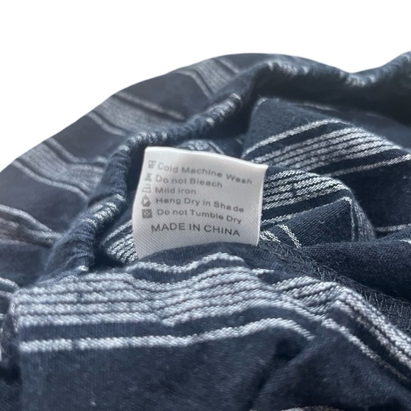 Brandy Melville Navy Shorts with White Stripes – Size Medium 🌊✨ - Picture 6 of 6